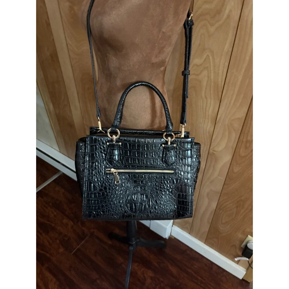 Black Crocodile Embossed Satchel Handbag Crossbody Bag‎ with Gold Hardware NWOT